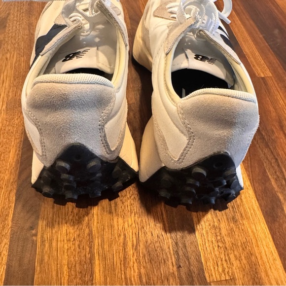 New Balance 327 Lifestyle White and Black Sneakers - Picture 9 of 10